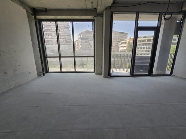 Tirane, jepet me qera , 1.100 € (LakeView Residence)