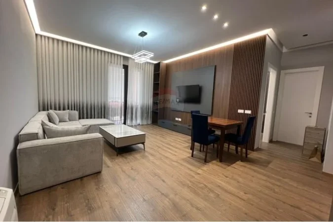 Tirane, jepet me qera apartament , 75 m² 1.200 € (Rruga e Kavajes, Kompleksi Delijorgji)