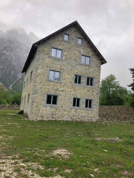 Shkoder, shitet Vile 3 Katshe Kati 3, 480 m² 600.000 € (Theth)