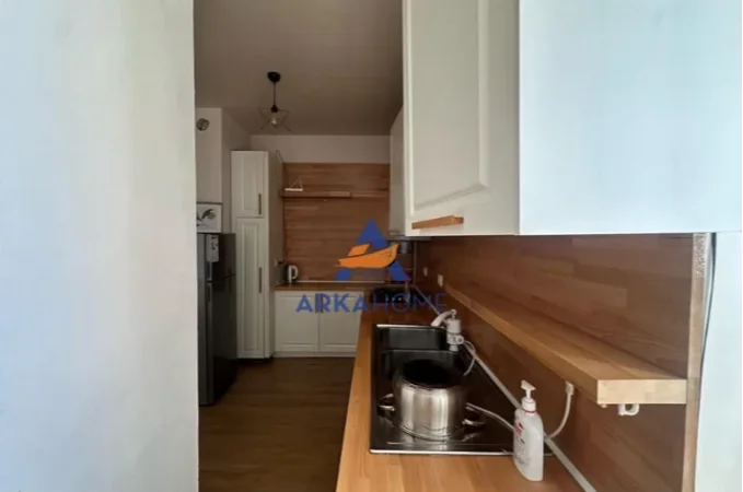 Tirane, shitet apartament 2+1+Ballkon Kati 1, 120 m² 250.000 € (Bulevardi Zogu i Pare)