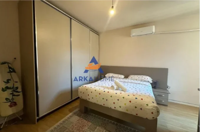 Tirane, shitet apartament 2+1+Ballkon Kati 1, 120 m² 250.000 € (Bulevardi Zogu i Pare)