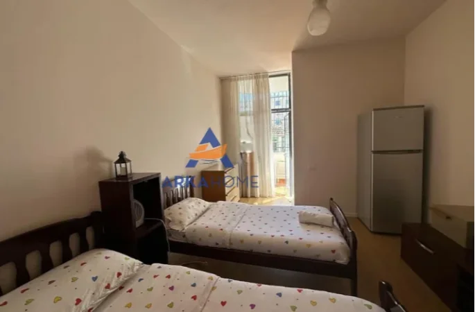 Tirane, shitet apartament 2+1+Ballkon Kati 1, 120 m² 250.000 € (Bulevardi Zogu i Pare)