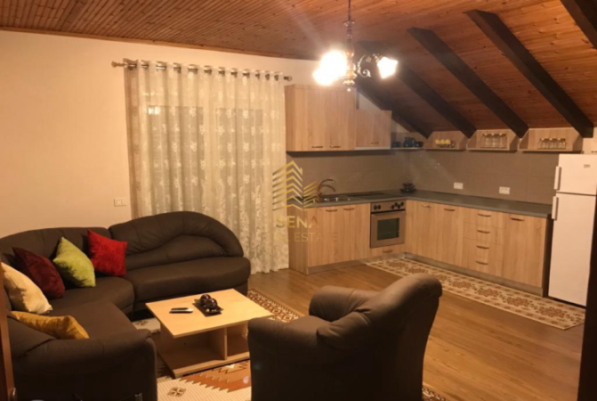 Tirane, jepet me qera Vile 3+1+Ballkon Kati 3, 120 m² 550 € (Rruga Arkitekt Sinani)