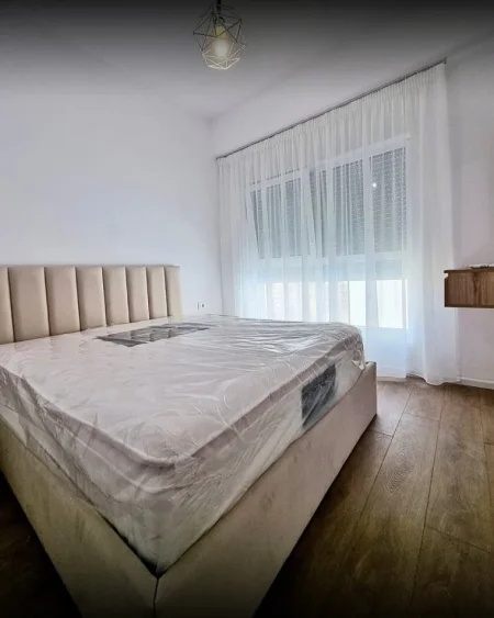 Tirane, jepet me qera apartament 2+1 Kati 3, 110 m² 500 € (APARTAMENT 2+1+2 ME QIRA, ALI DEM TEK REZIDENCA KAIMI)