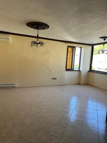 Durres Plazh, shitet apartament 2+1+Ballkon Kati 9, 112 m² 202.000 € (ne Durres)