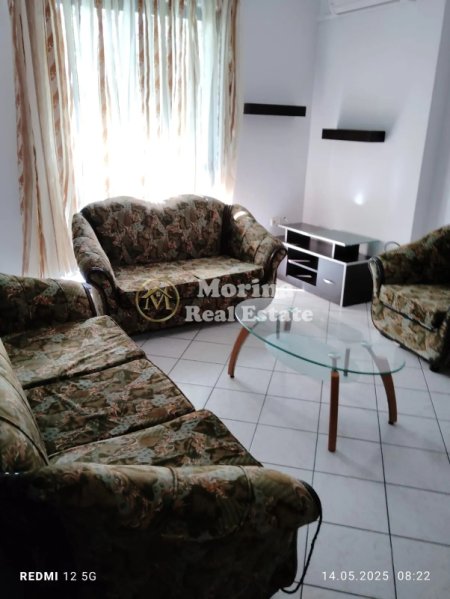 Tirane, jepet me qera apartament 2+1 Kati 2, 85 m² 700 € (Brryli- perballe Maternitetit te Ri)