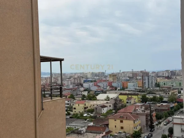 Durres, shitet apartament 1+1 Kati 10, 60 m² 65.000 € (Spitall)