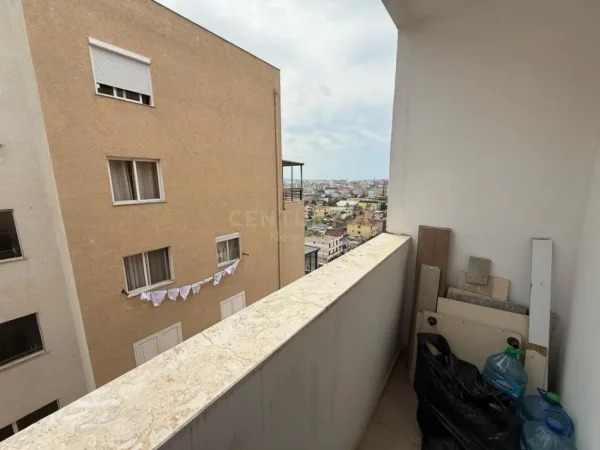 Durres, shitet apartament 1+1 Kati 10, 60 m² 65.000 € (Spitall)