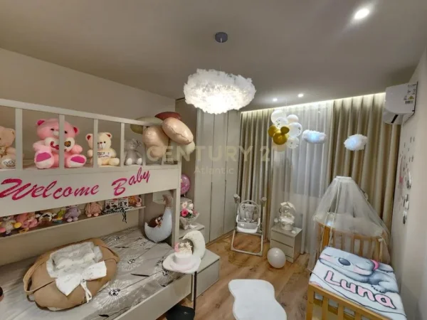 Durres Plazh, shitet apartament 2+1 Kati 7, 90 m² 130.000 € (Plazh Iliria)