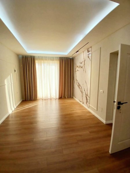 Kavaje, shitet apartament 2+1+Ballkon Kati 3, 80 m² 58.900 € (Shetitorja Indrit Cara,Kavaje)