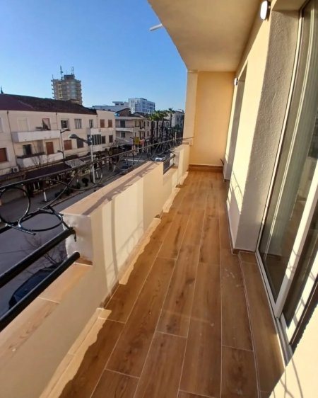 Kavaje, shitet apartament 2+1+Ballkon Kati 3, 80 m² 58.900 € (Shetitorja Indrit Cara,Kavaje)