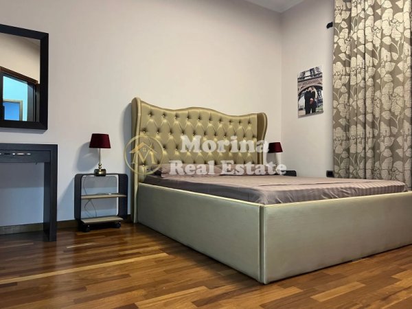 Tirane, jepet me qera apartament 3+1 Kati 1, 150 m² 1.000 € (Rruga Rrapo Hekali)