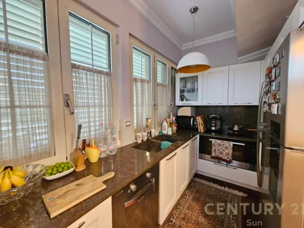 Tirane, shes apartament+verande | Penthouse 2+1+Aneks+Ballkon Kati 4, 150 m² (Liqeni i Thate)