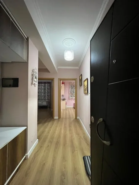 Tirane, jepet me qera apartament 2+1 Kati 6, 70 m² 500 € (bulevardi ri,kashar)