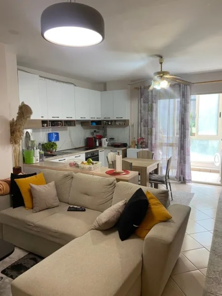 Tirane, shitet apartament 2+1+Aneks+Ballkon Kati 3, 100 m² 130.000 € (fresk)