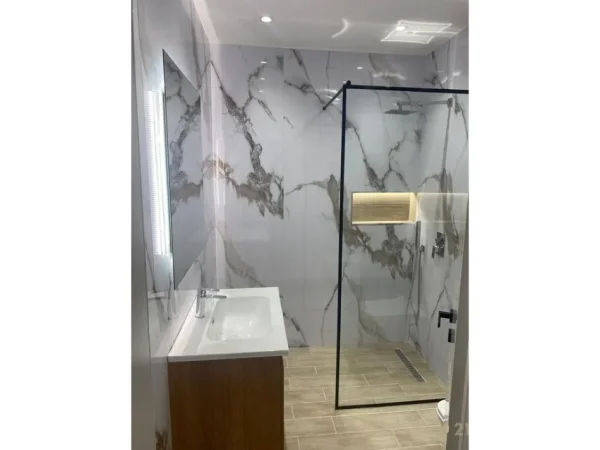 Tirane, shes apartament 2+1+Aneks+Ballkon Kati 6, 135 m² 265.000 € (KRISTAL CENTER)