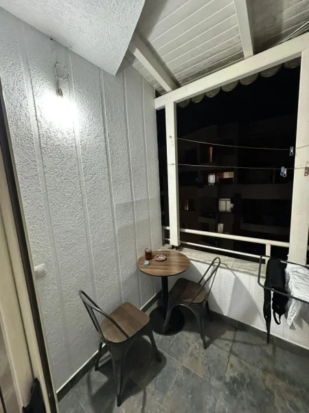 Tirane, jepet me qera apartament 2+1+Ballkon Kati 7, 102 m² (Yzberisht)
