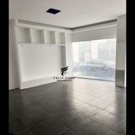 Tirane, jepet me qera magazine Kati 0, 60 m² 800 € (MYSLYM SHYRI)