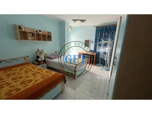 Durres, jepet me qera apartament 2+1 Kati 9, 100 m² 500 € 