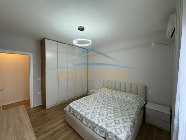 Tirane, shitet apartament 2+1+Ballkon Kati 3, 78 m² 200.000 € (Rruga e Kavajes)