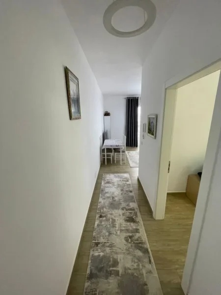 Tirane, shitet apartament 1+1 Kati 5, 77 m² 135.000 € (Rruga Egnatia)