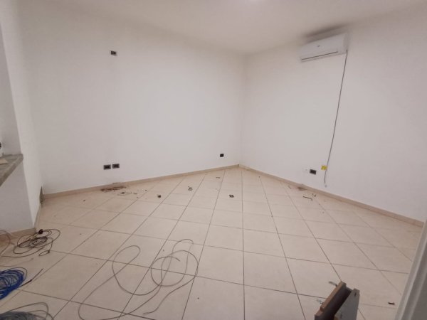 AMBIENT BIZNESI ME QIRA 209 m² 2.000 € (Stadiumi Dinamo)