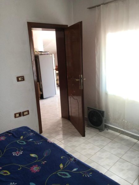 Tirane, jepet me qera apartament 1+1 Kati 3, 60 m² 300 € (QSUT)