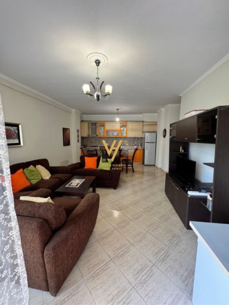 Tirane, shitet apartament 2+1+Ballkon Kati 4, 106 m² 165.000 € (KODRA E DIELLIT)