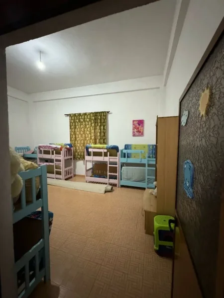 Jepet me qira ambient biznesi, Institut