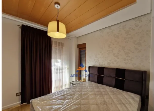 Tirane, shitet Vile 3 Katshe Kati 0, 225 m² 600.000 € (Tek Tegu)