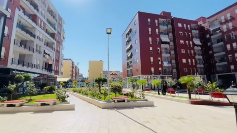 Tirane, jepet me qera shtepi 2+1 Kati 2, 80 m² 380 € (Jepet me Qera Super Hyrje 2+1 ne Don Bosko)