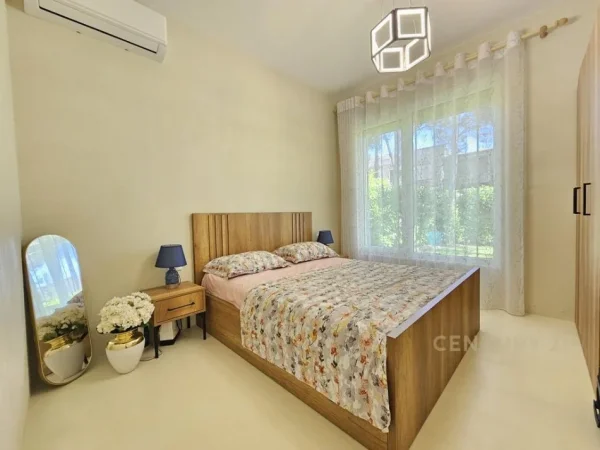 Gjiri Lalezit | Hamallaj, shes 2+1+Aneks+Ballkon Kati 0, 282 m² 295.000 € (Kompleksi Lura 3, Gjiri Lalzit, Durrës)