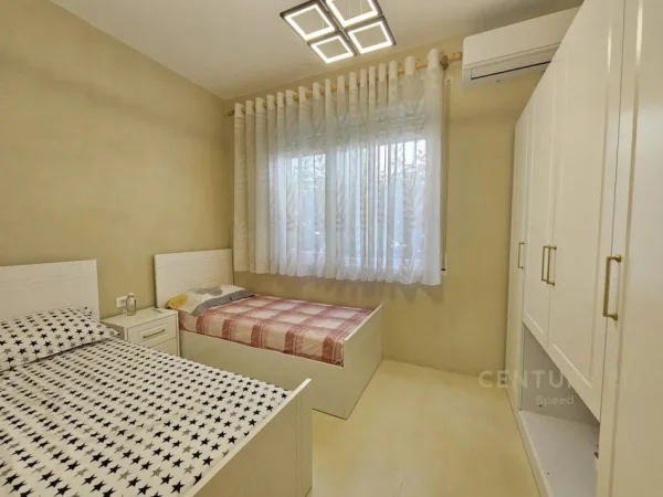 Gjiri Lalezit | Hamallaj, shes 2+1+Aneks+Ballkon Kati 0, 282 m² 295.000 € (Kompleksi Lura 3, Gjiri Lalzit, Durrës)