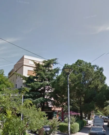 Tirane, shitet apartament 2+1 Kati 4, 83 m² 150.000 € (Mozaiku)