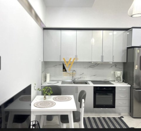 Tirane, jepet me qera apartament 1+1+Ballkon Kati 2, 75 m² 600 € (KOPSHTI BOTANIK)