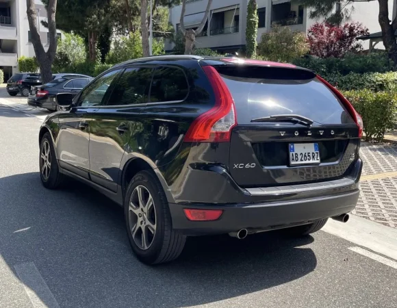 Tirane, shitet SUV | Xhip Volvo XC60 Benzin+Gaz, e zeze automatik Klima 220 km