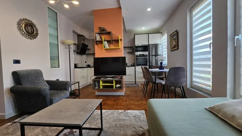 Tirane, shitet apartament 2+1 , 82 m² 220.000 € (Poliklinika nr 5)