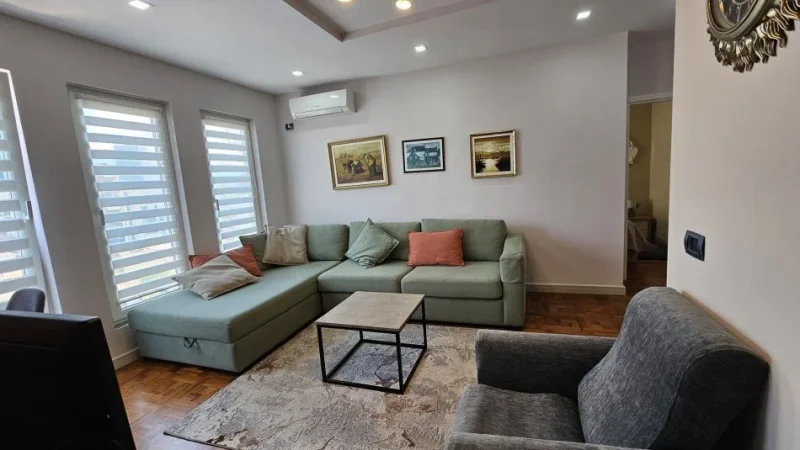 Tirane, shitet apartament 2+1 , 82 m² 220.000 € (Poliklinika nr 5)