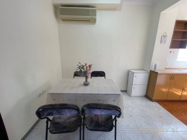 Tirane, jepet me qera apartament 2+1 Kati 5, 106 m² 500 € (Pazari i Ri)
