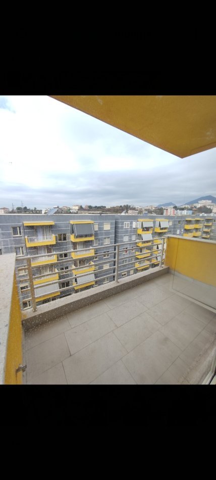 SHITET  Apartament 1+1 Tirane
