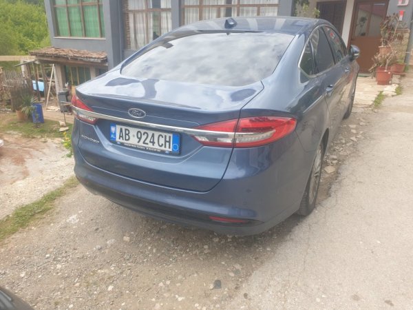 Tirane, shitet Ford Mondeo, Nafte, blu manuale Klima