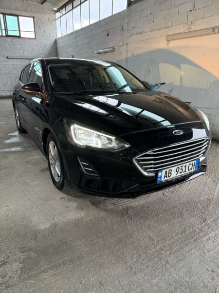 Tirane, shitet makine Ford focus Nafte, e zeze manuale 157.000 km