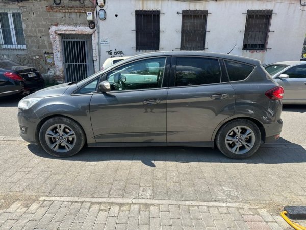 Tirane, shitet makine Ford C Max Benzin, gri e erret manuale Kondicioner 74.000 km
