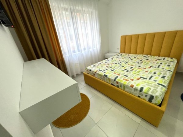 Tirane, jepet me qera apartament 2+1 +2 poste parkimi Kati 8, 108 m² 1.000 € (Kompleksi Star, 21 Dhjetori)