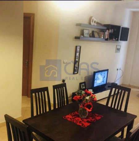 Tirane, jepet me qera apartament 1+1+Aneks+Ballkon Kati 6, 73 m² 350 € (Pallatet Cabej, Rruga Thoma Koxhaj)