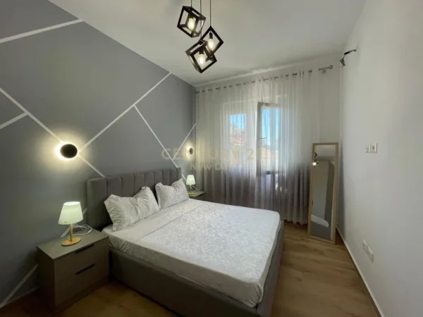 Durres, jepet me qera apartament 1+1 Kati 3, 44 m² 450 € (pran qendres Durres)