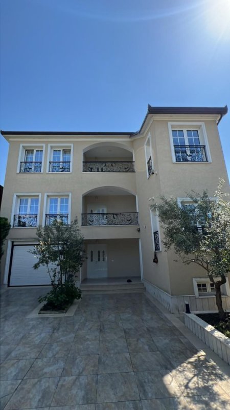 Tirane, shitet Vile 3 Katshe Kati 3, 660 m² 250.000 € (Rruga &quot;Bukuresht&quot;, Kamez)