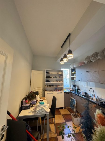 Tirane, shes apartament 2+1+Aneks+Ballkon Kati 3, 109 m² 275.000 € (Rruga e Kosovarve)