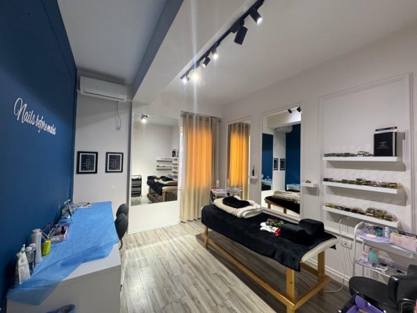 Tirane, shes apartament 2+1+Aneks+Ballkon Kati 3, 109 m² 275.000 € (Rruga e Kosovarve)