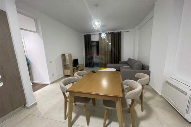 Tirane, jepet me qera apartament 3+1+A+BLK Kati 3, 1 m² 450 Euro (Astir)